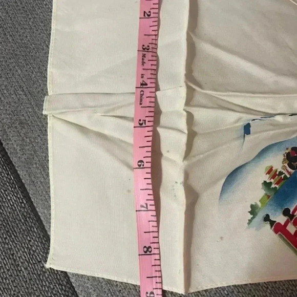 Hand Painted Vintage Japanese Silk Handkerchief Cream w/Image - Picture 4 of 6